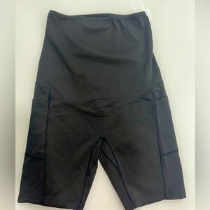 Enerful Maternity Workout Shorts Size Small